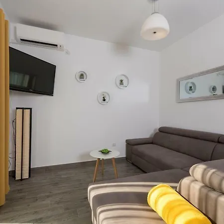 Batvaci 1923 Apartamento Mednjan